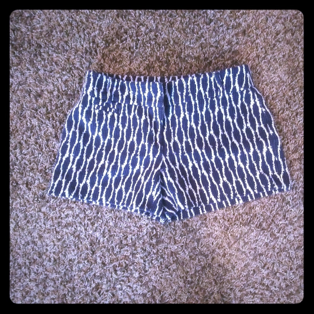 Ann Taylor loft size 4 shorts